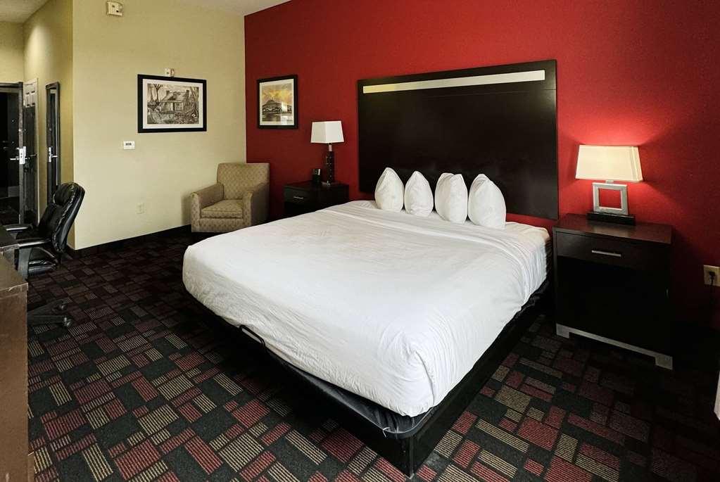 Wingate By Wyndham Lake Charles Casino Area Room photo